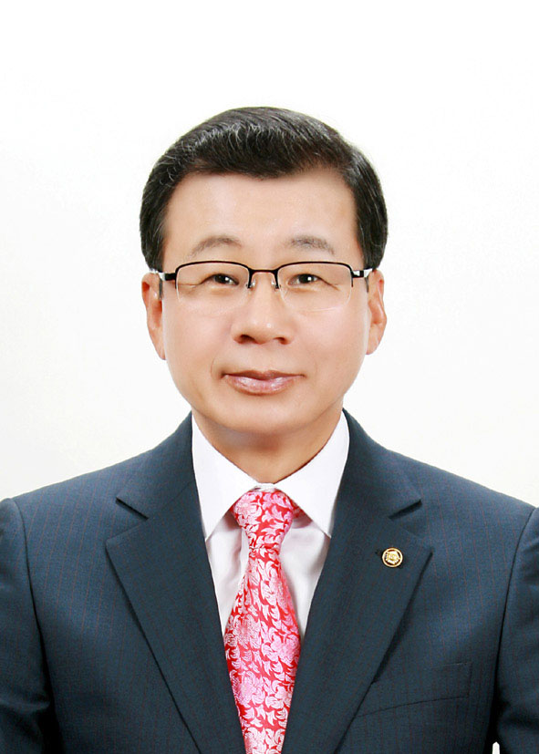 제4대 이기원 총재